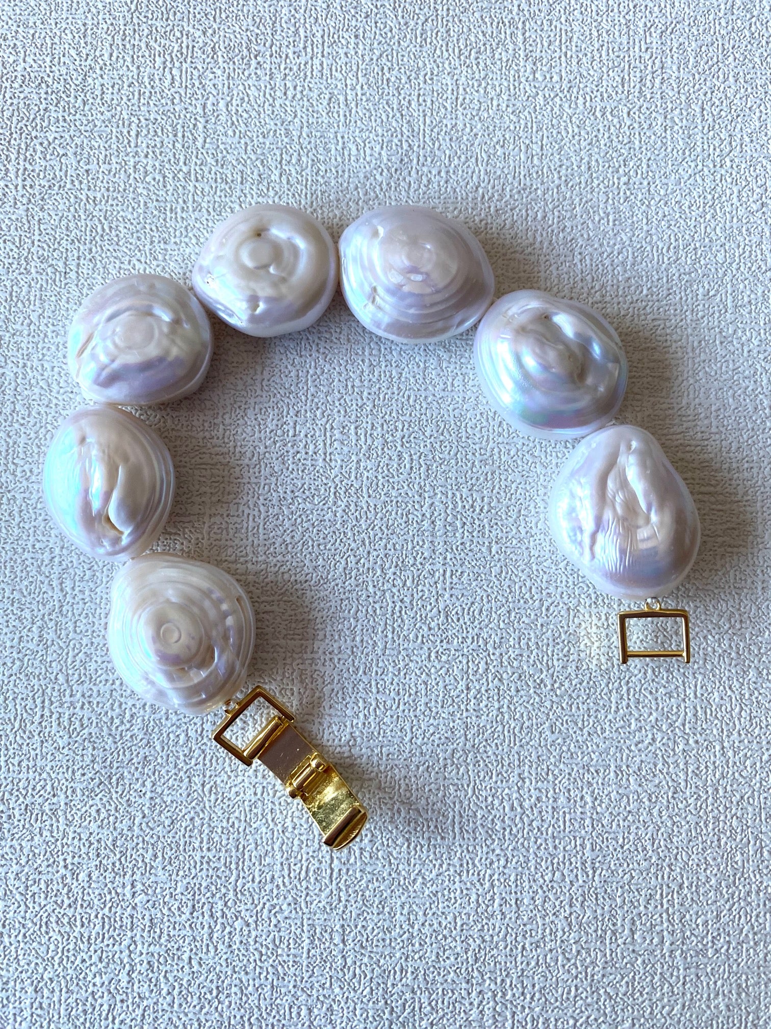 Natural Baroque Pearl Vintage Set - Bracelet and Earrings