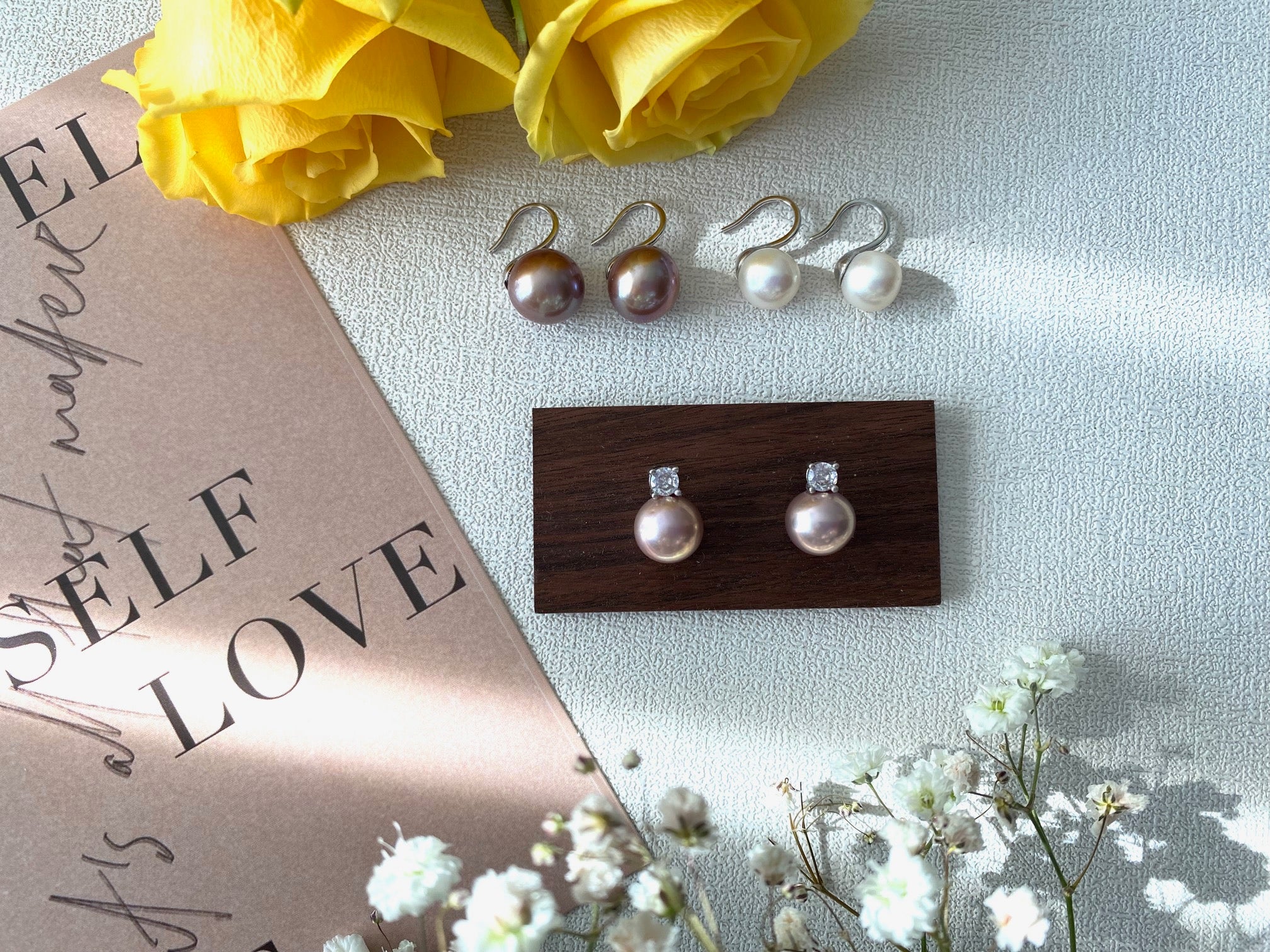 Exquisite Pearl Dainty Earrings