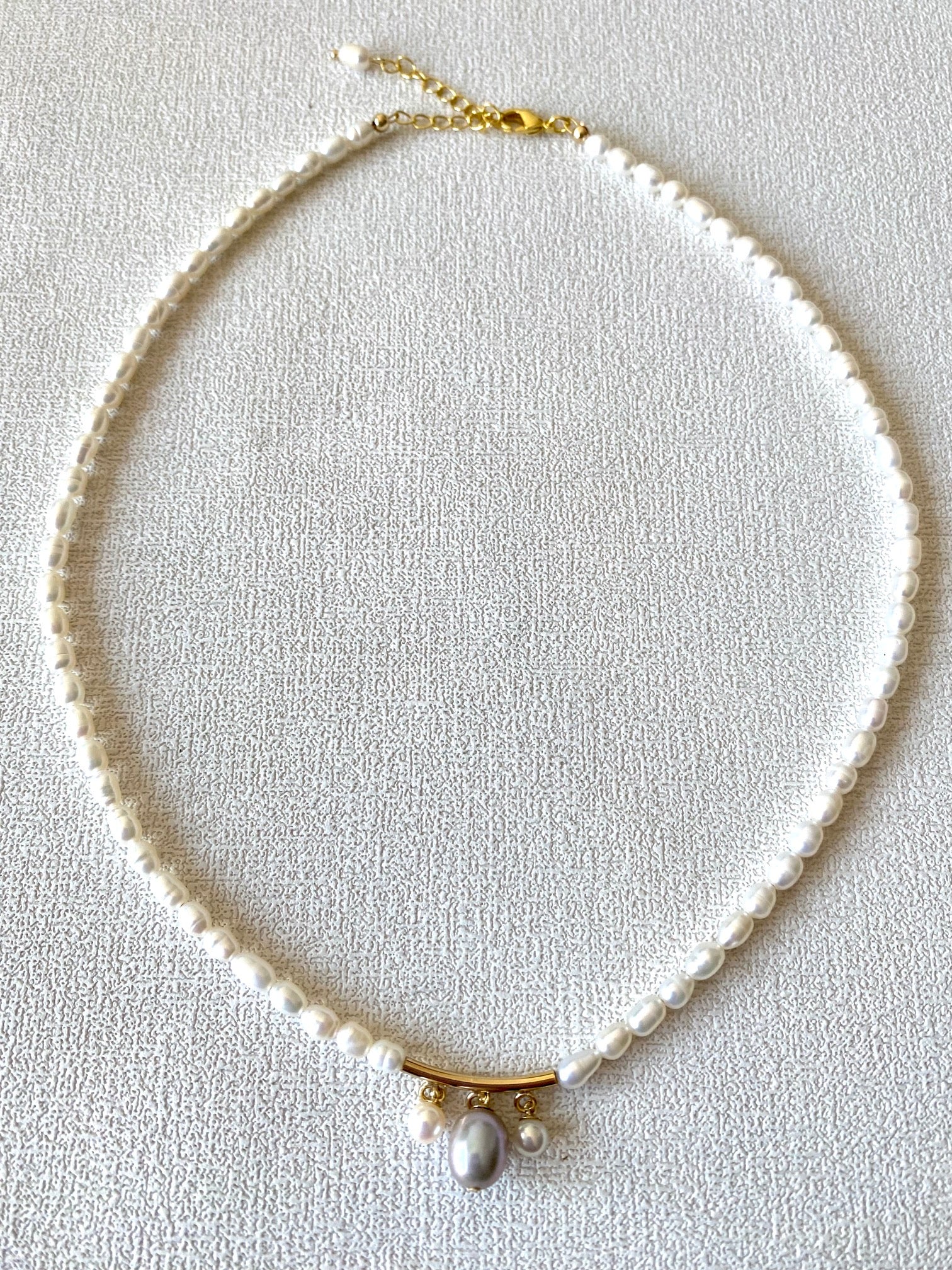 Natural and Grey Pearl Pendant Necklace