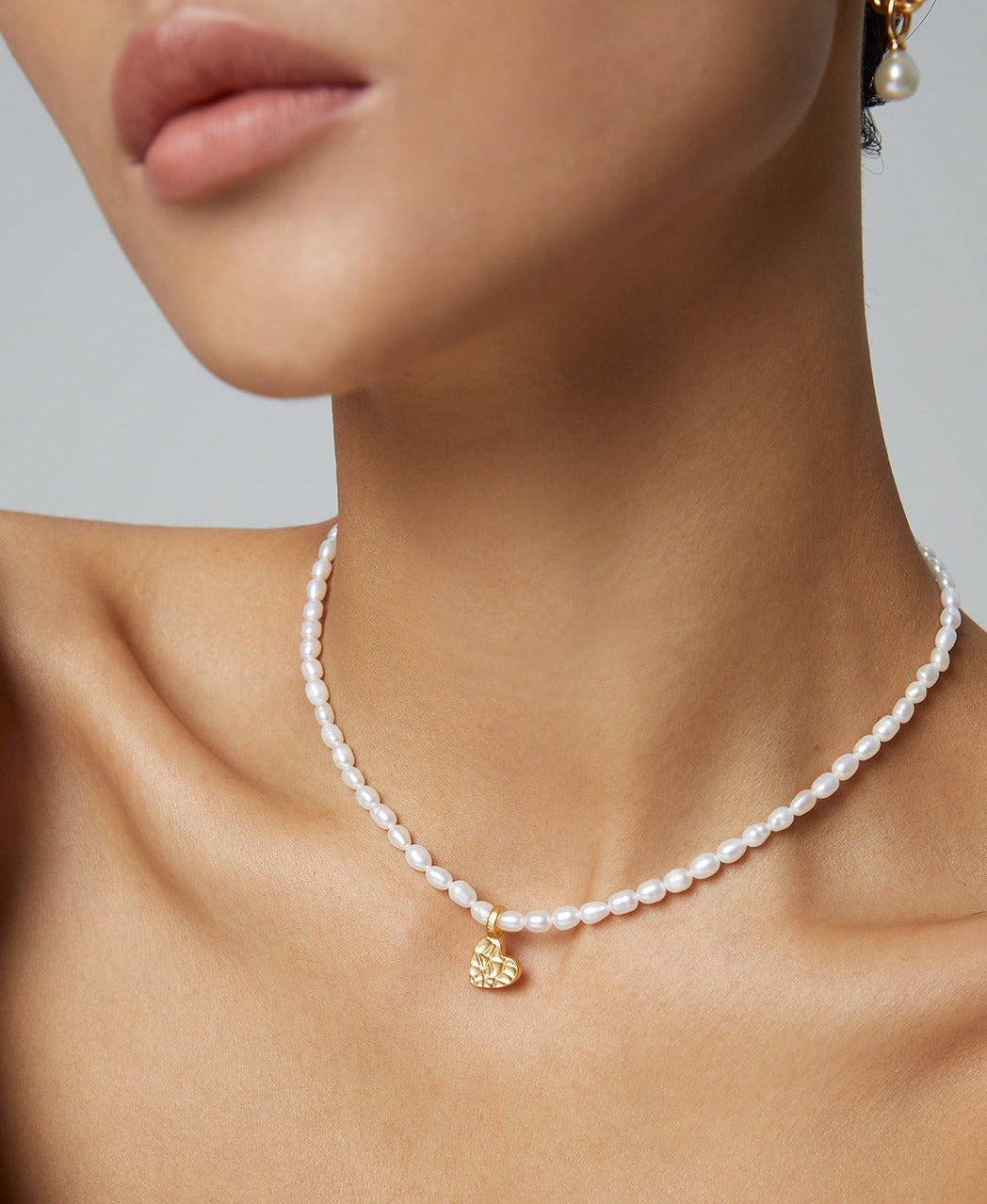 Natural Pearl Pendant Necklace – Heart