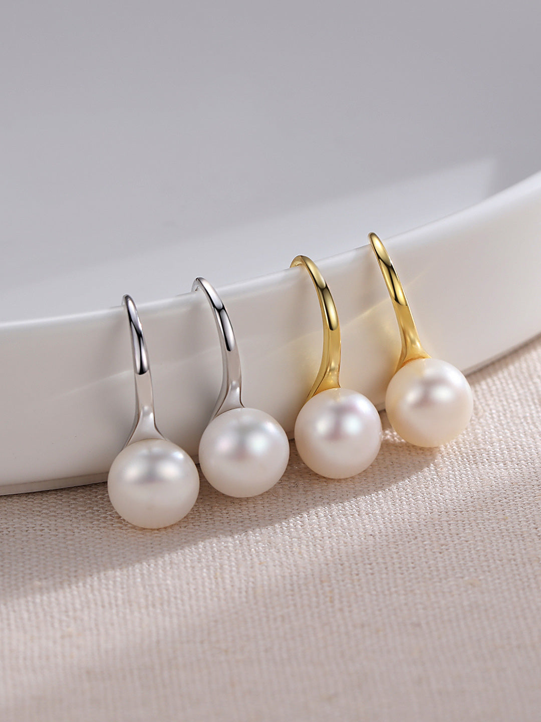 Exquisite Natural Pearl Dainty Earrings
