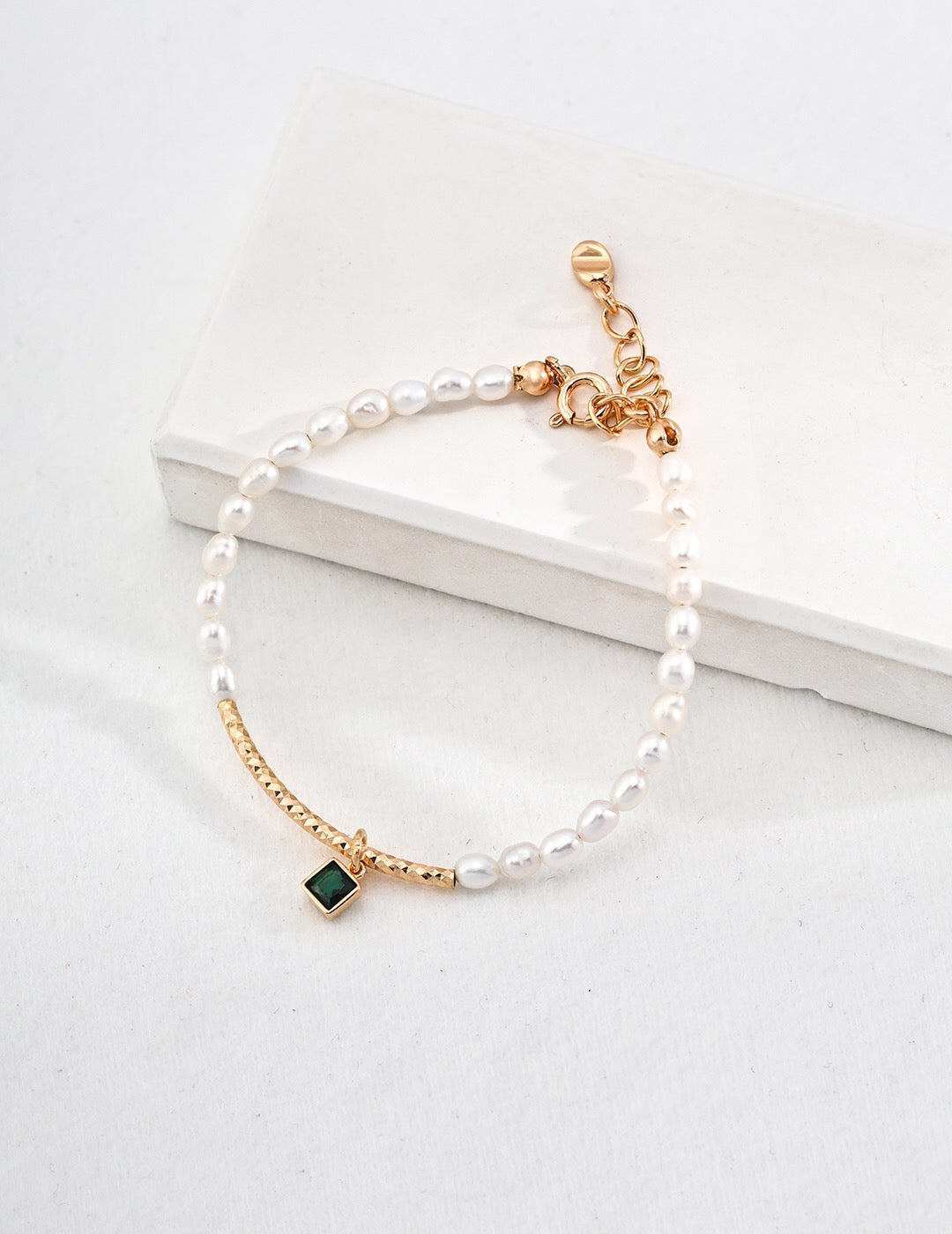 Verdant Embrace Bracelet