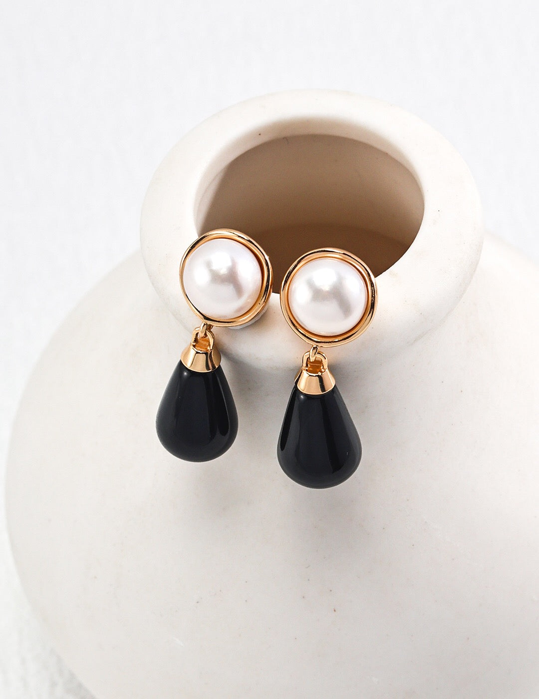 Black Agate & Pearl Drop Earrings