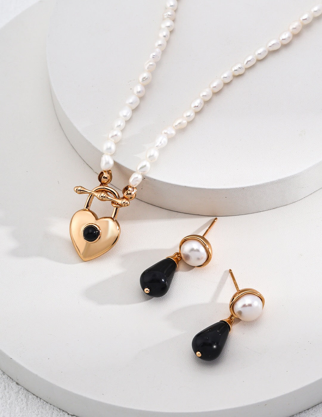 Black Agate & Pearl Drop Earrings